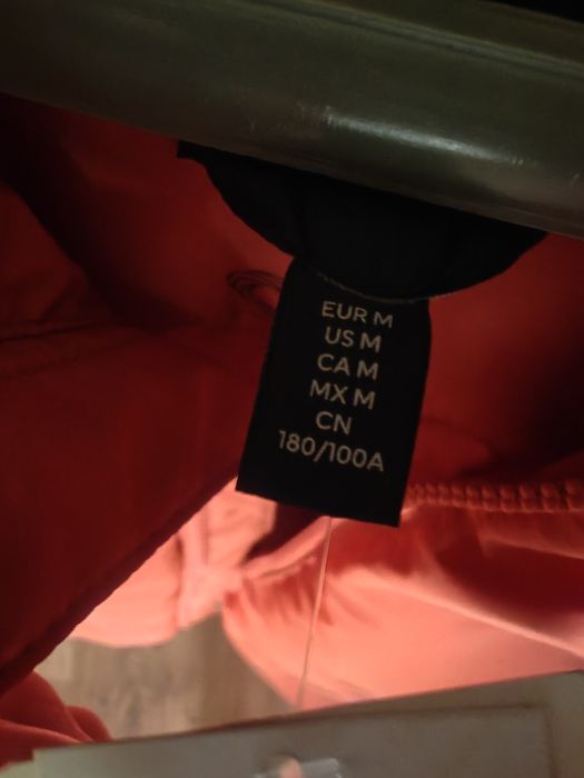 H&M НОВ елек Англия