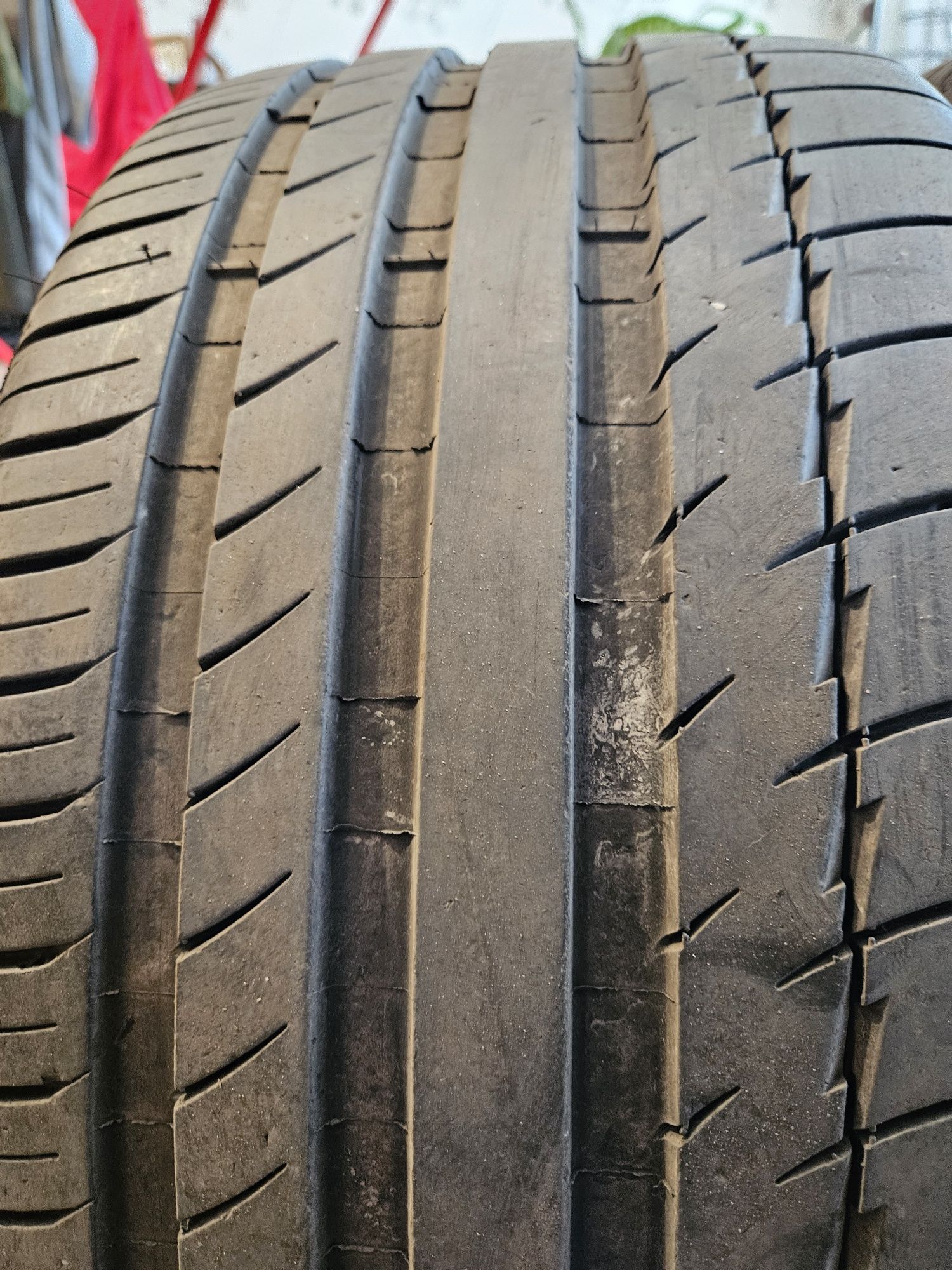 2 броя - Michelin Pilot Sport PS2 N2 - 235/ 35 /19