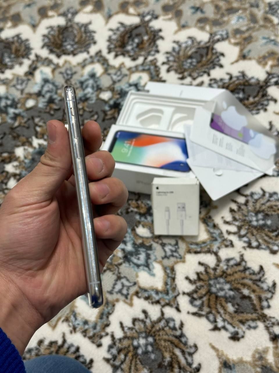 Iphone X sotiladi 64g xotira