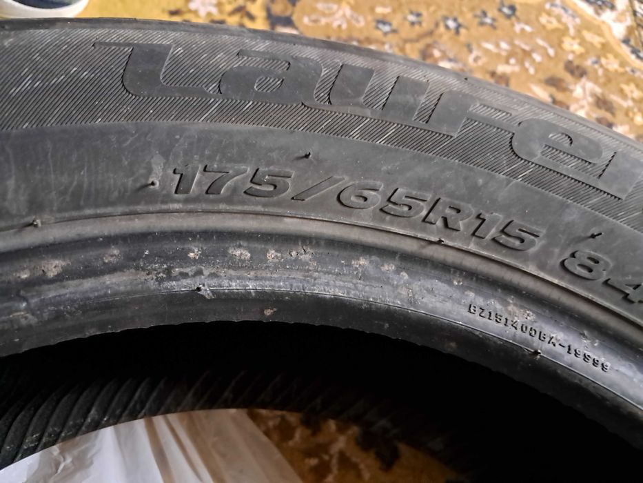 Vand 4 anvelope iarna 175/65R 15 Laufenn