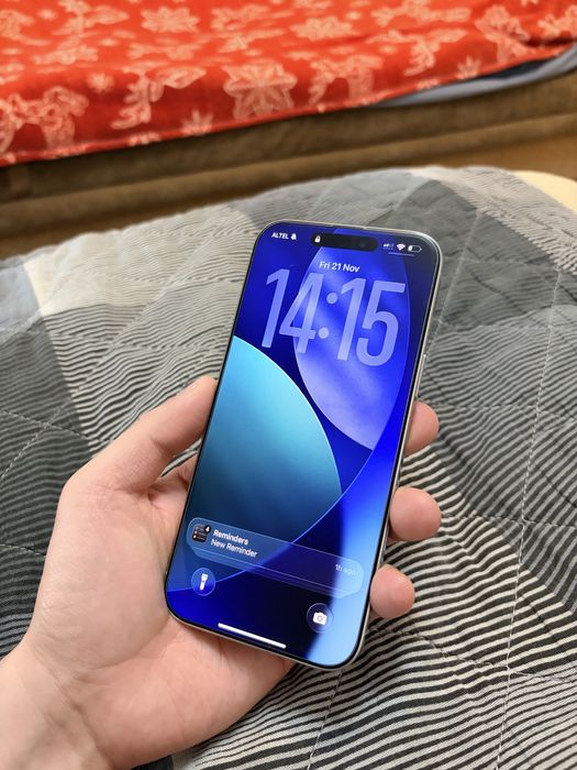 iPhone 16 Pro Max в идеальном состоянии