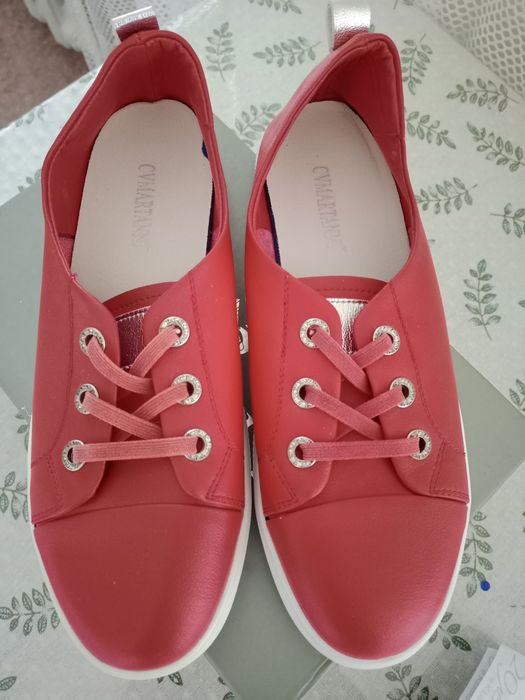 Продам 40-41р. женскую обувь 40-41 р.