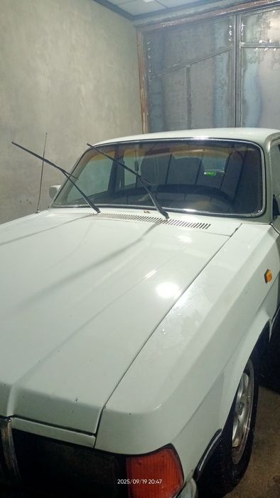 VOLGA   GAZ  3102
