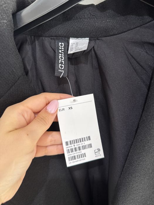 Ново палто H&M xs размер с етикет