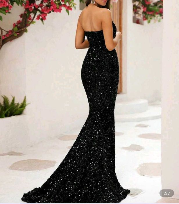 Продавам  рокля S