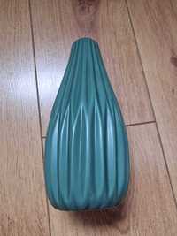 Красива  зелена ваза