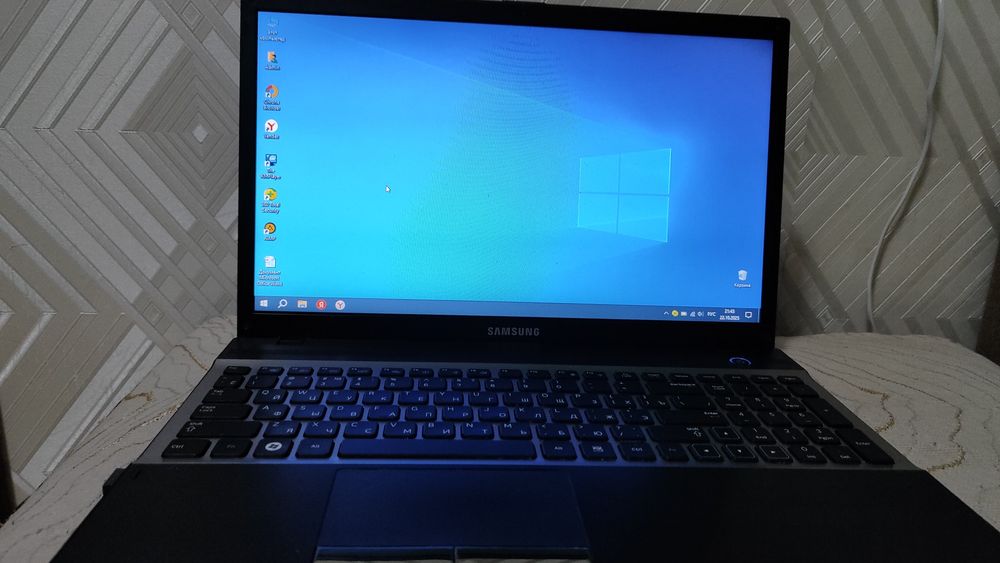 Ноутбук core i3 Samsung