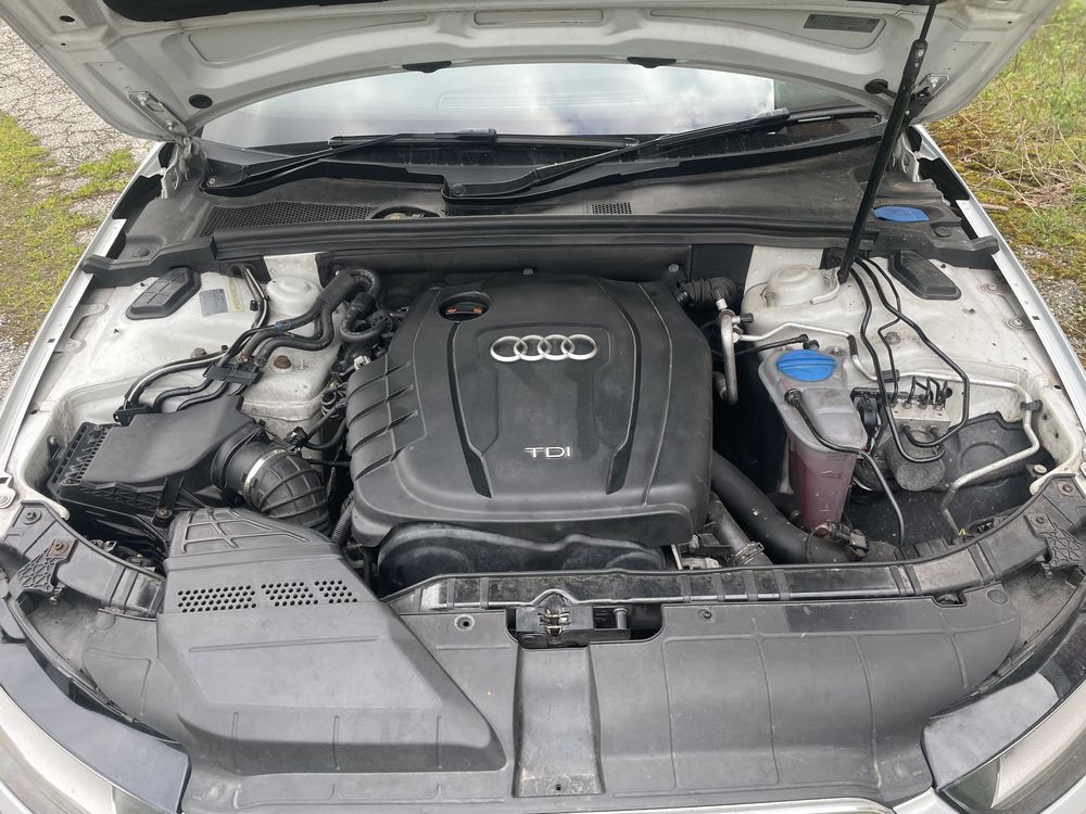 Audi a4 b8.5 на части Ауфи а4 б8.5