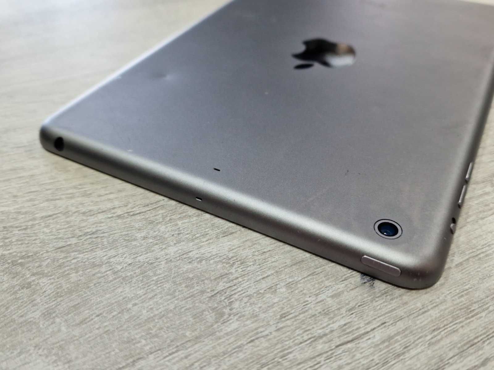 ЗА ЧАСТИ! Apple iPad Mini 2 16GB