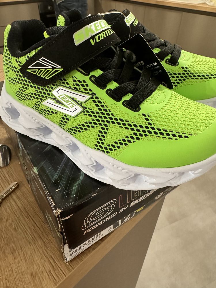 Skechers маратонки детски