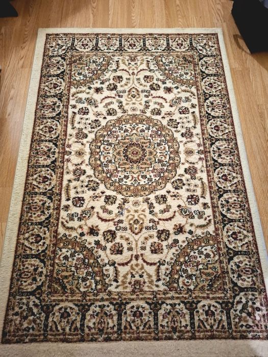 Ковер шерсть продам