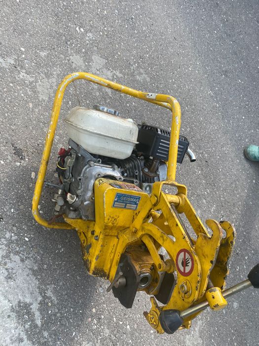 Masina de găurit șina cale ferată Stumecc