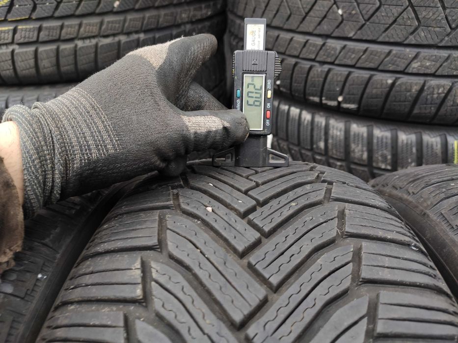 2бр Зимни Гуми 215 55 16 - Michelin -