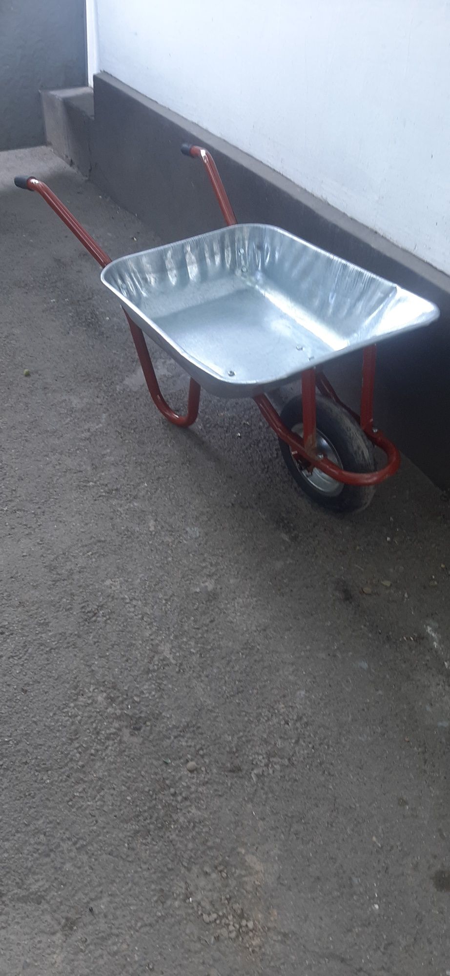 Продам тележку хозяиственную