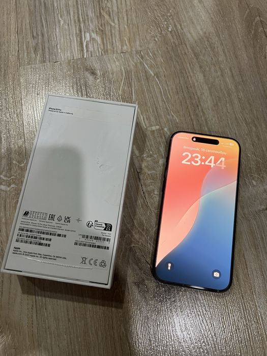 Iphone 15 pro Blue 128 gb + слушалки