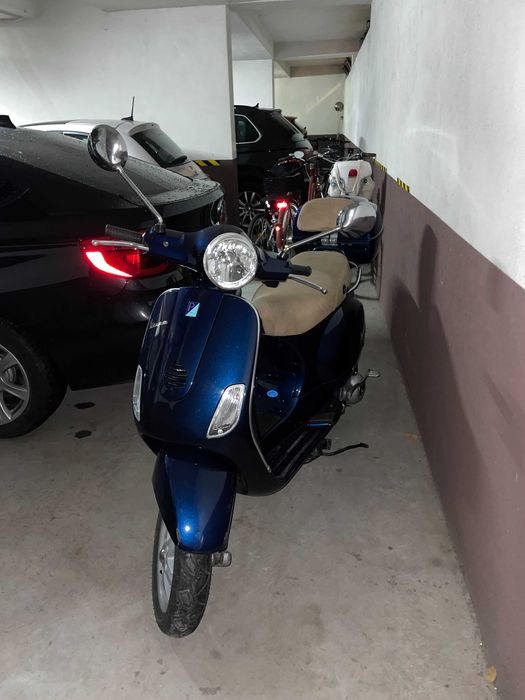 Vespa LX 125 (2008)