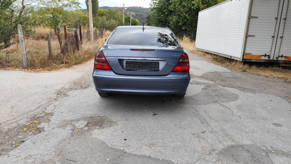 На части Мерцедес Е класа W211  ,2,2 CDI 150кс ОМ646