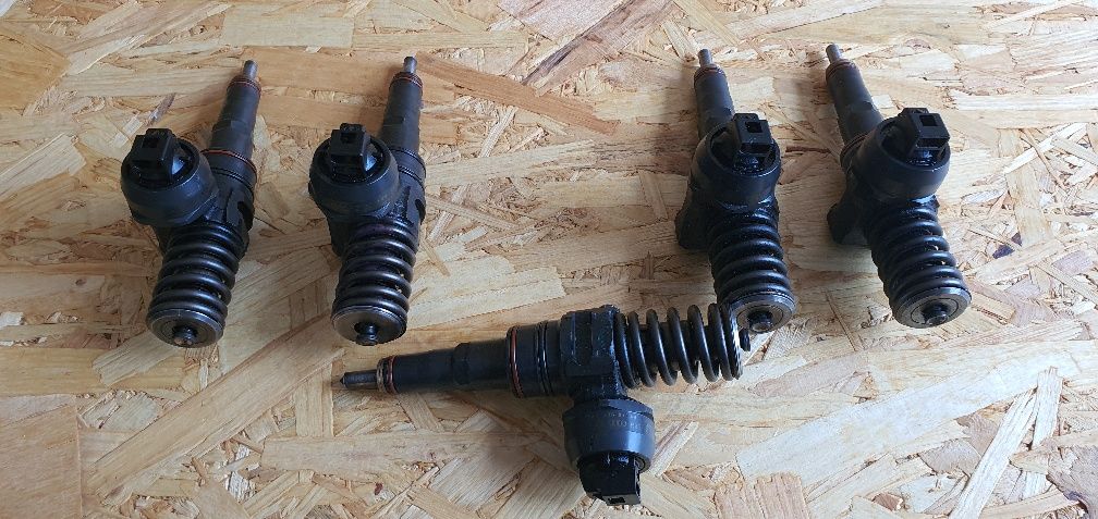 Injector/Injectoare Audi/Volkswagen/ Seat/Skoda 038 130 073 AJ /  BC