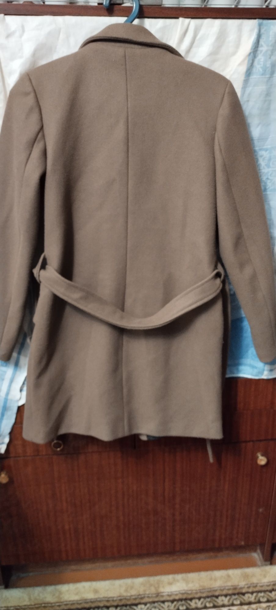 Женское пальто 42 размер