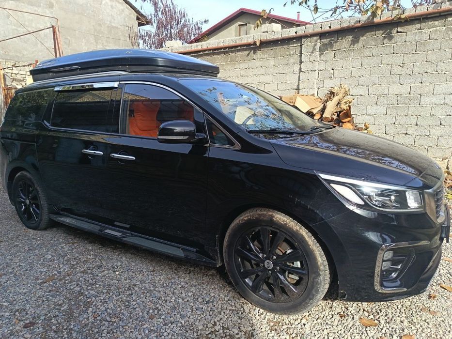 Продаю Kia Carnival 2020 года — Полная комплектация