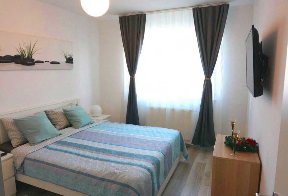 Дава се под наем Двустаен апартамент в Пловдив, Старият град - 60 кв.м за 285.6 € - Снимка #1