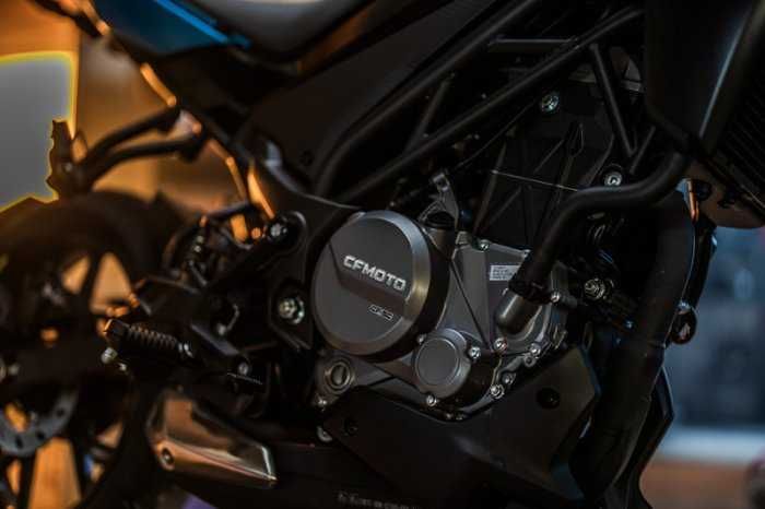 Мотоцикл Cfmoto 250NK Lite