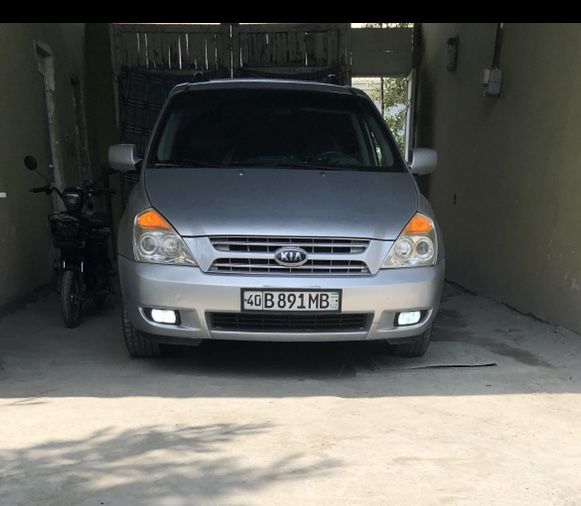 KIA карнивал узуни