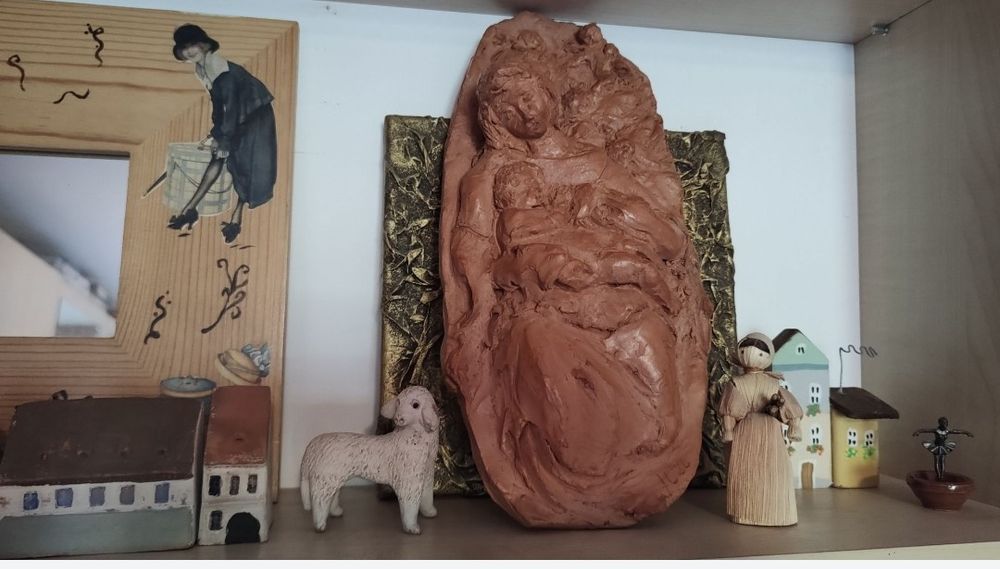 ceramică,, Fecioara cu pruncul " handmade