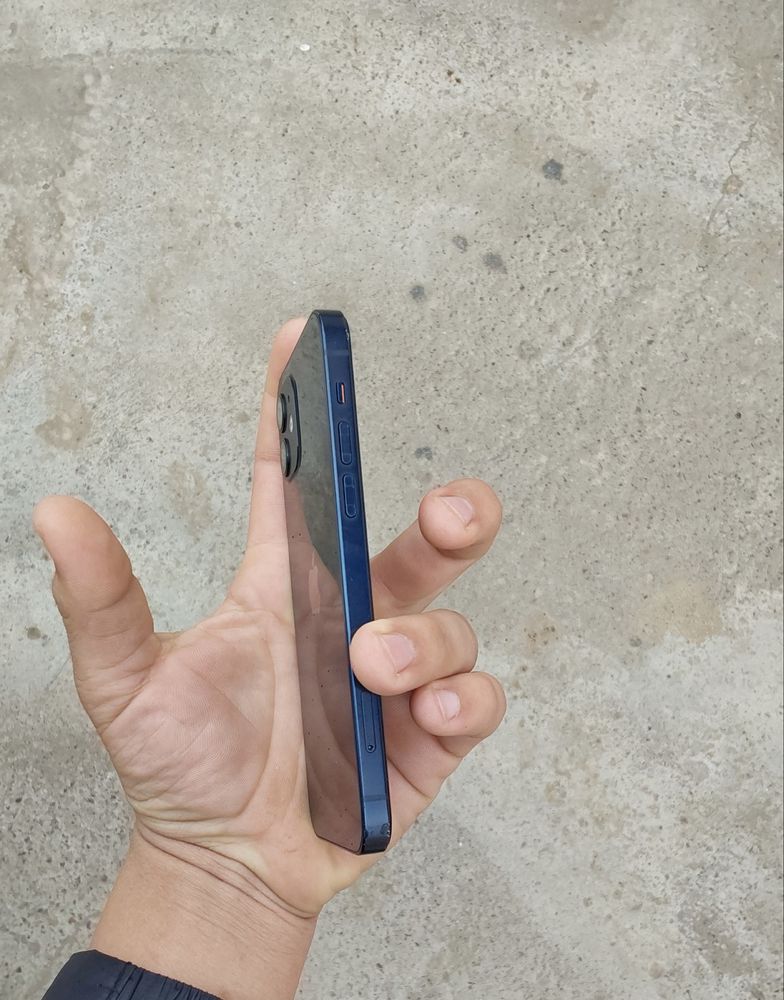 Iphone 12 sotiladi