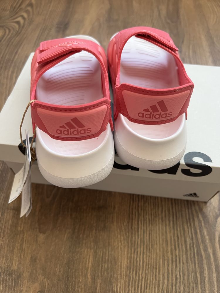 Сандали Adidas nike