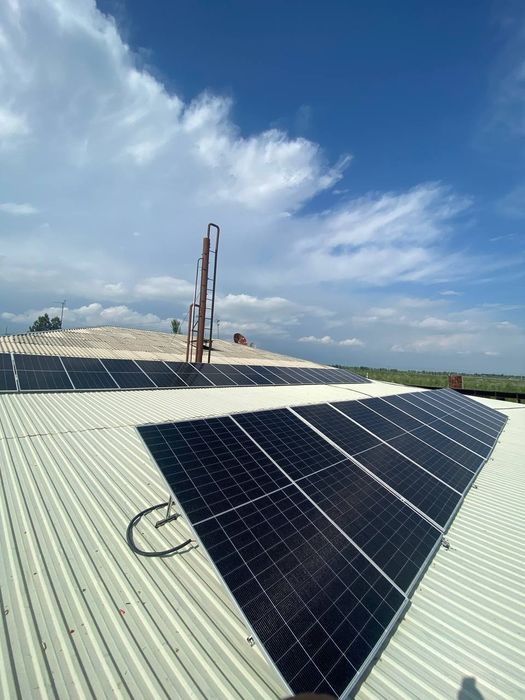 Arzon narxlarda quyosh panelari ornatib beramiz