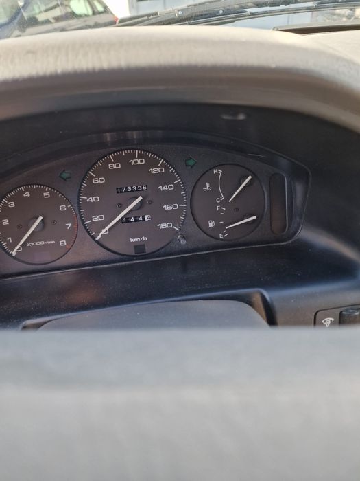 Mazda Demio 2000