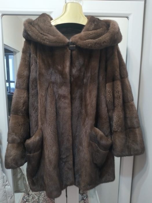 Шуба норковая почти новая