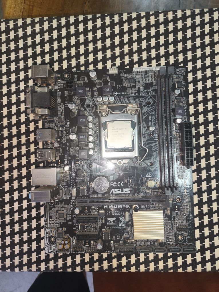 Дънна платка asus h110m-k + i5 7400 процесор