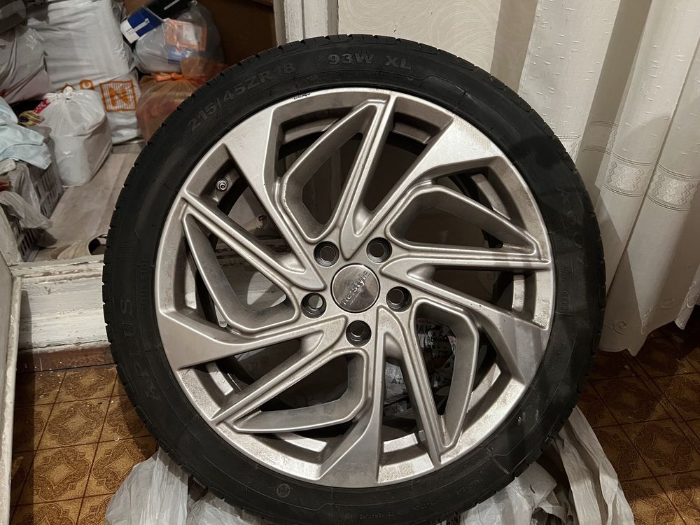 Автошины с литыми дисками