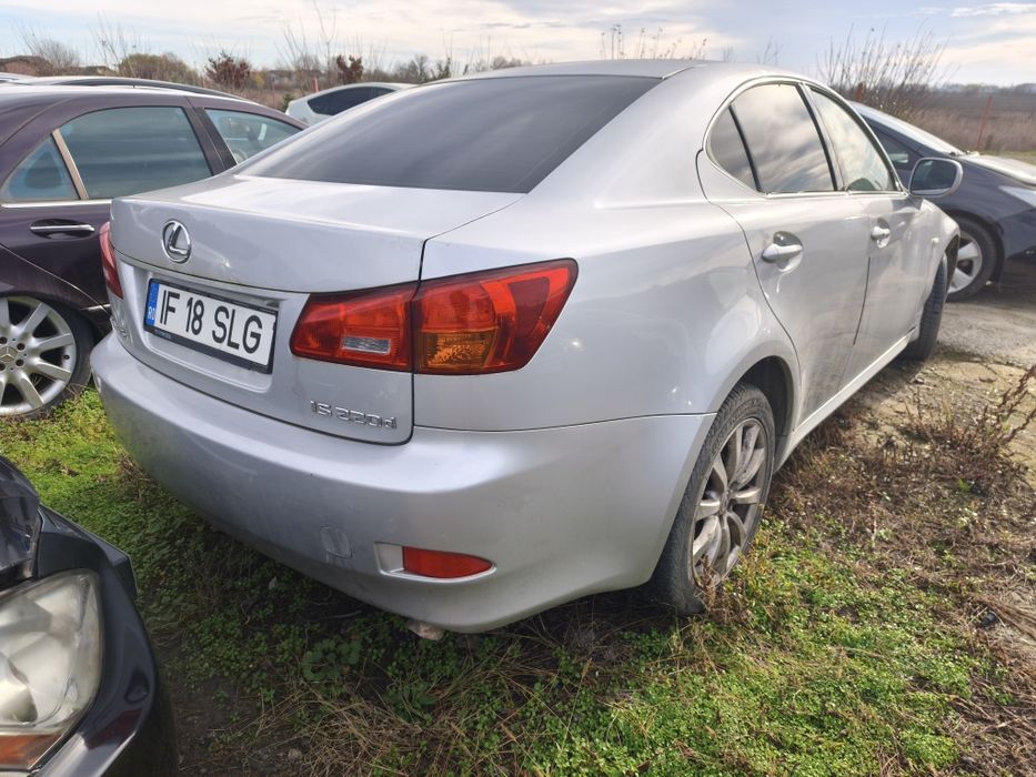Lexus is 220 volan stânga 2.2 diesel manual