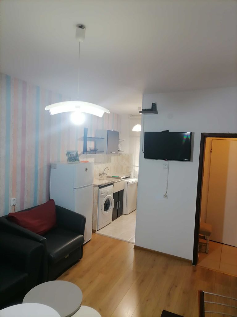 Дава се под наем Двустаен апартамент в Варна, Генералите - 70 кв.м за 612 € - Снимка #7