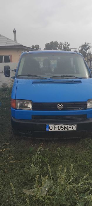 Vând autoutilitara