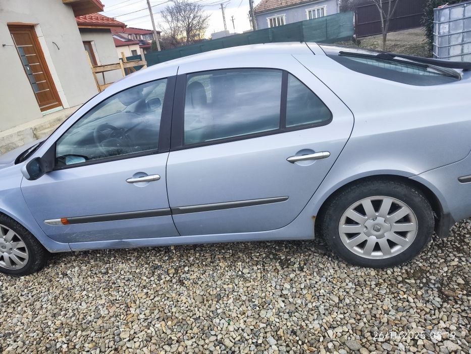 Laguna 2001 dezmembrări