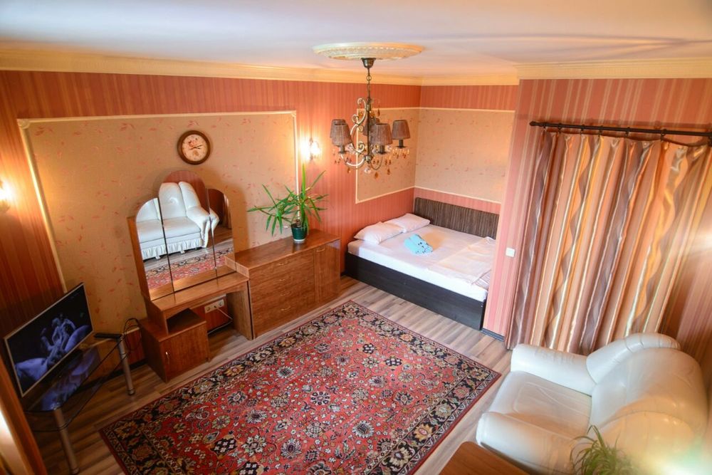 Чистая, уютная 1 кв. Толе би. Саина, Момышулы. Маречка.