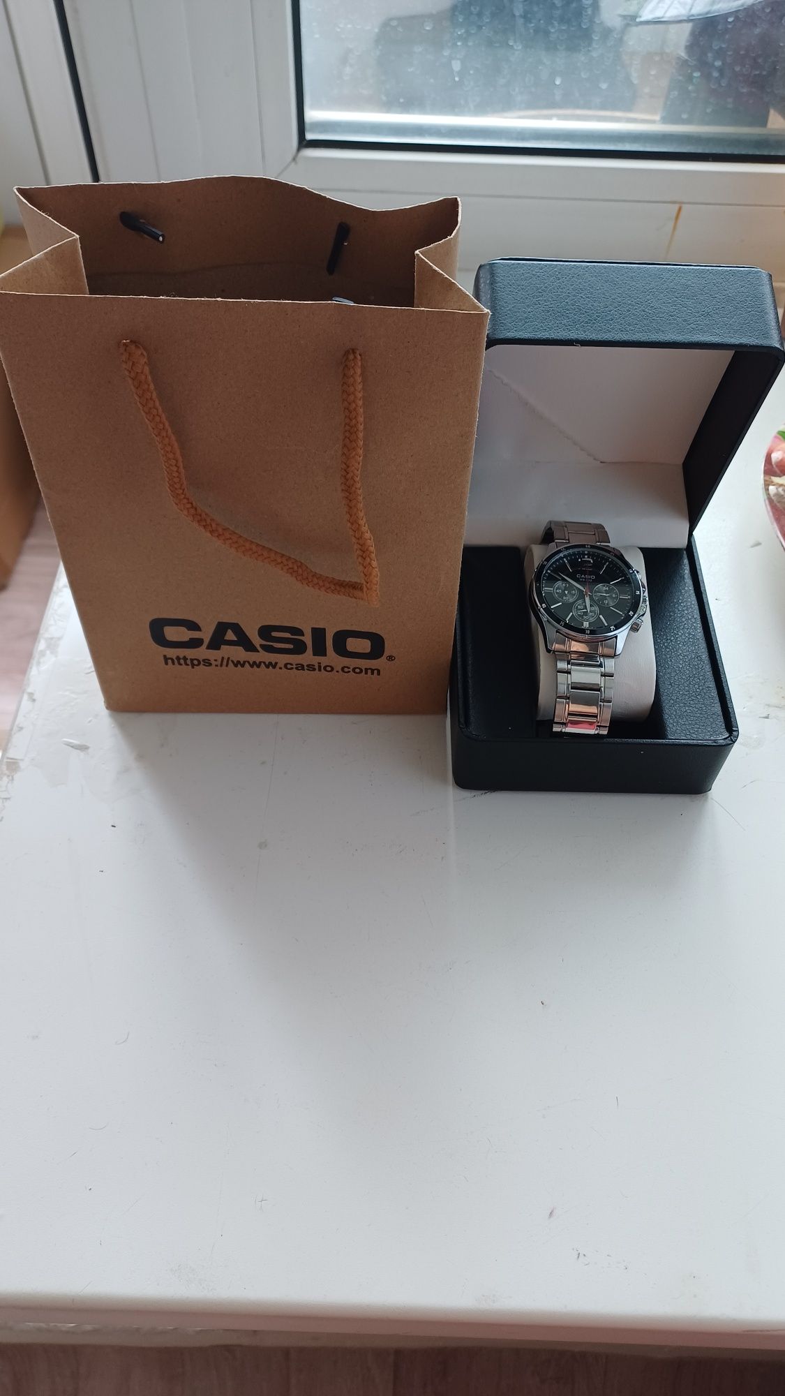 Продам часы CASIO