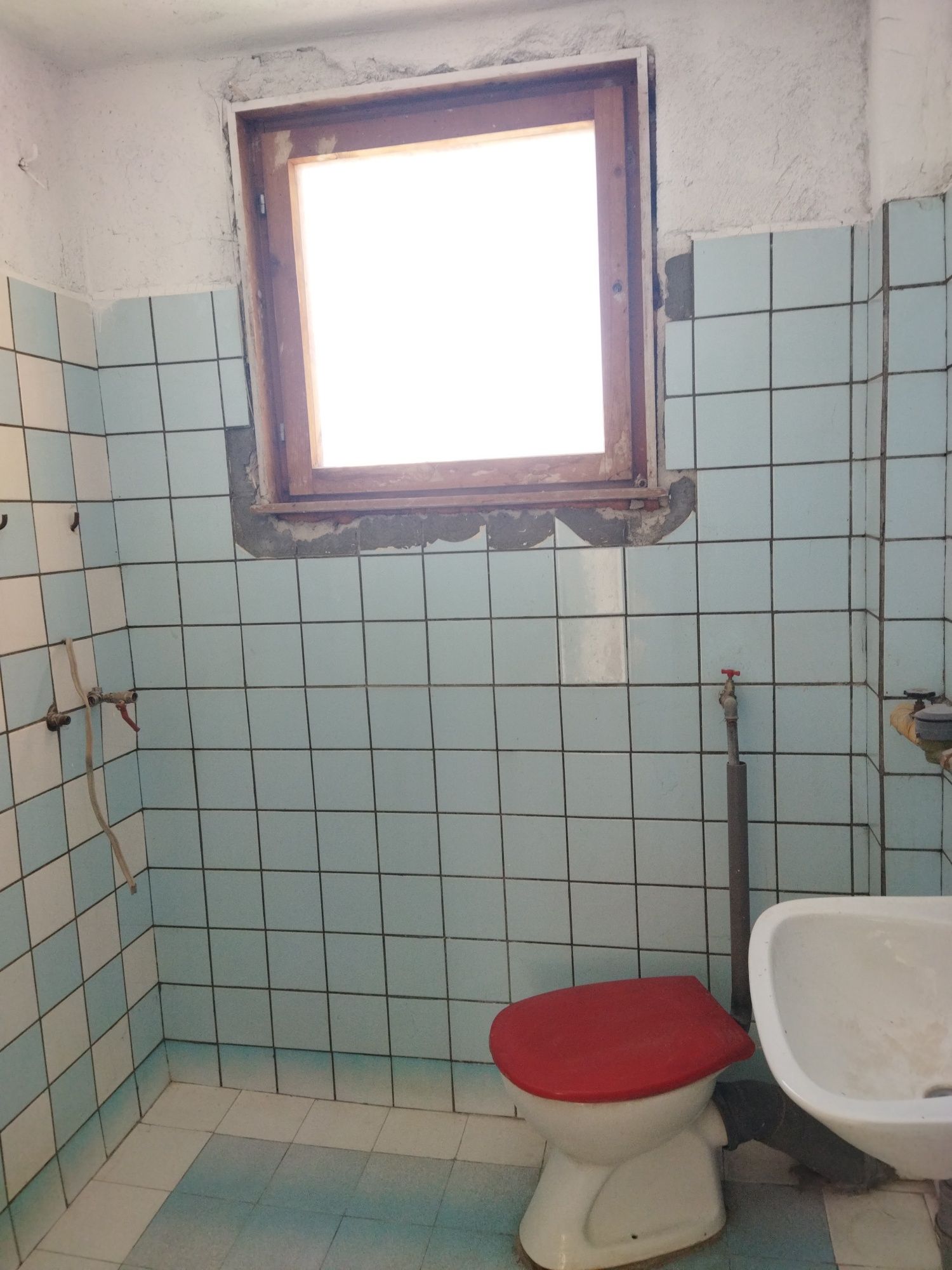 Продава панорамен етаж от къща в гр.Смолян