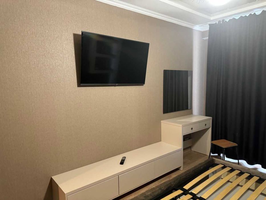 Дава се под наем Двустаен апартамент в София, Мусагеница - 64 кв.м за 375 € - Снимка #2