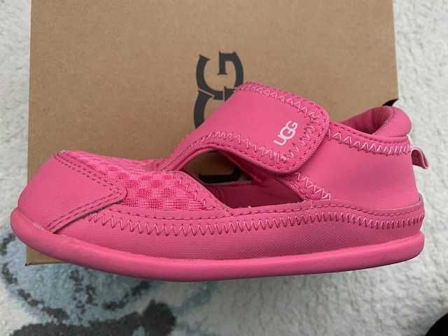Детски летни обувки UGG