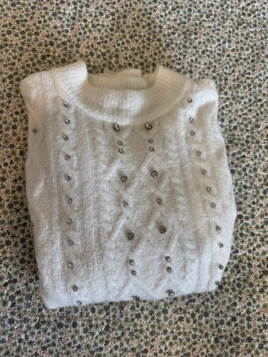 пуловер с камъчета Calliope