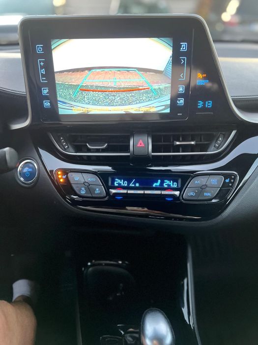 Toyota CHR hibrid, avariat, AVARIATE