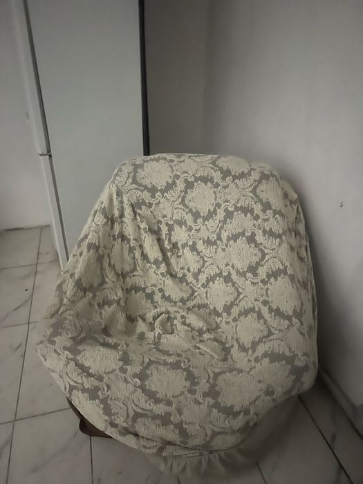 Продается диван в хорошем состояний