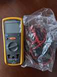 Fluke 1503 Tester de izolatie