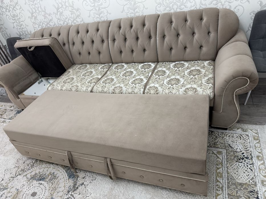 Продам диван раскладной длина 3,20