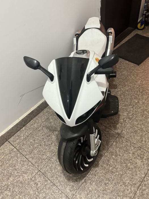 Motocicleta pentru copii ca noua